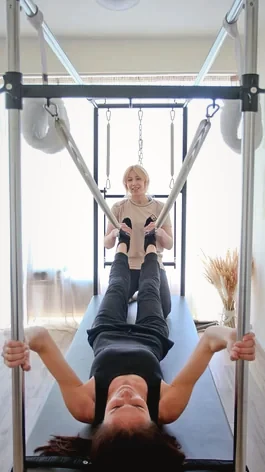 ИК Пилатес София — урок с уреди